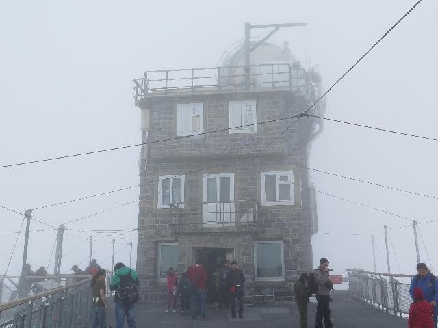 Sphinx bei Nebel